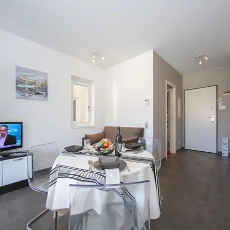 Sunrise House Apartment
